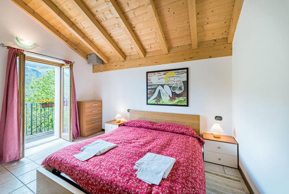 Agriturismo La Fonte Di Mariella Gravedona Luaran gambar