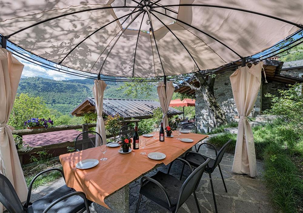 Agriturismo La Fonte Di Mariella Gravedona Luaran gambar