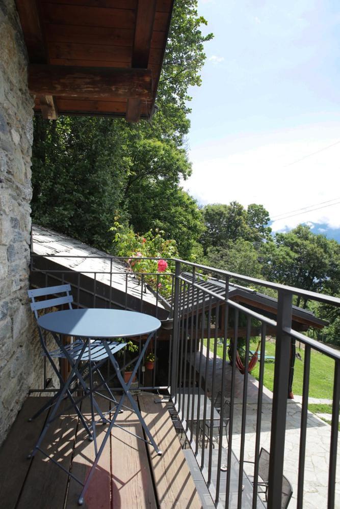 Agriturismo La Fonte Di Mariella Gravedona Luaran gambar